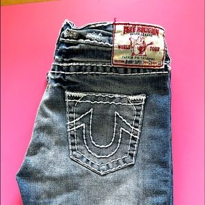 TRUE RELIGION JEANS!